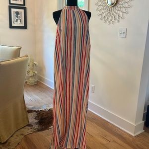 Spin USA Maxi dress with halter top and tie back.  size large